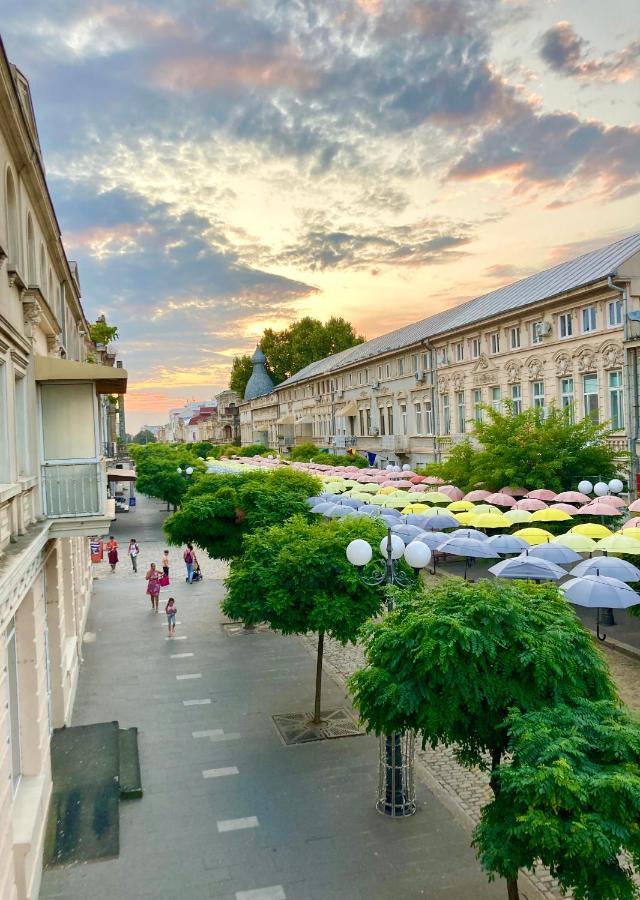 Chira Chiralina Classic Apartment Brăila Extérieur photo